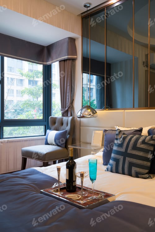 Preview: The Nice Bedroom With Luxury Decoration