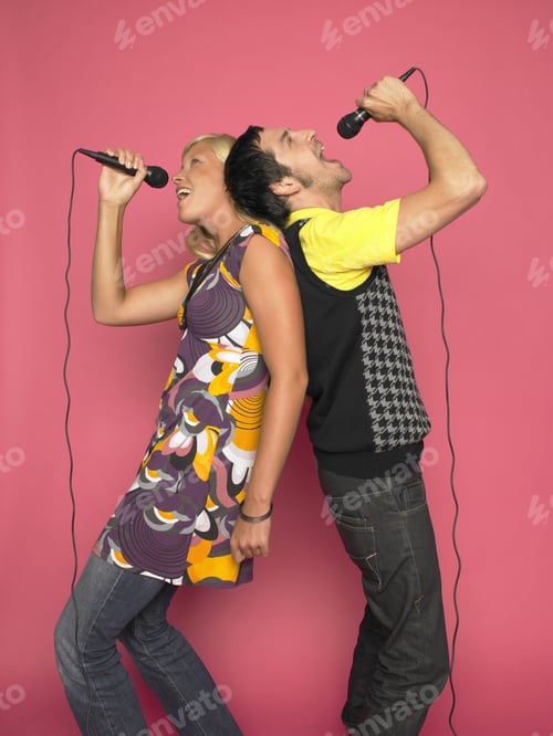 Preview: Man And Woman Singing