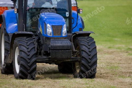 Preview: Close Up Of Tractor And Fertilizer Spreader