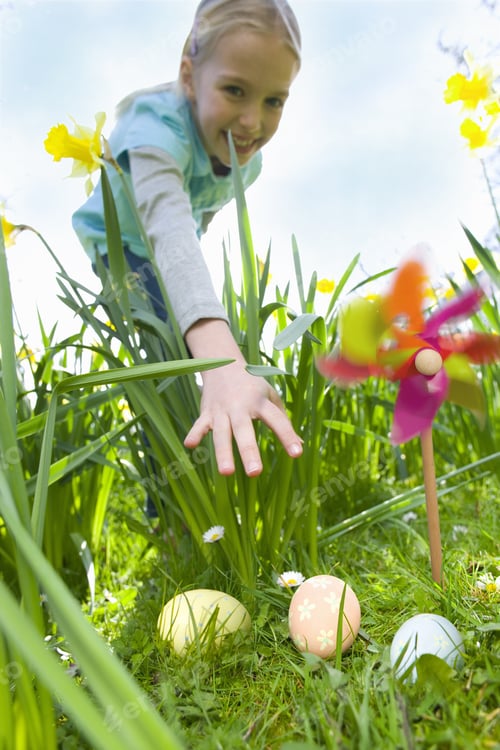 Preview: Young Girl Hunting For Easter Eggs