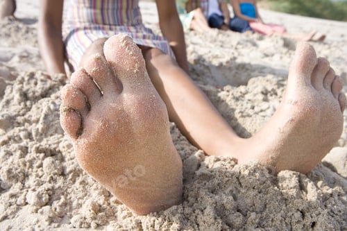 Preview: Close-Up Of Woman'S Barefeet In Sand At Beach