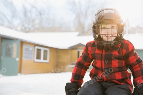 Preview: Portrait Of Smiling Boy Wearing Helmet