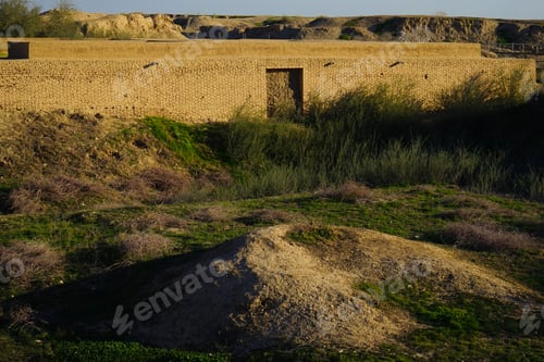 Preview: The Ancient Ruins Of Susa Next To The Modern Iranian Town Of Shush
