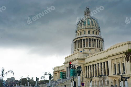 Preview: El Capitol In Cuba