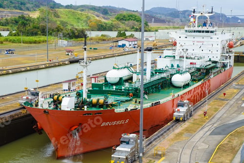 Preview: Miraflores Locks In Panama City Canal