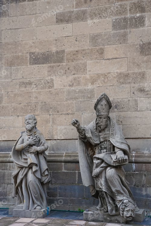 Preview: Cardinal Statues In Mexico