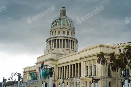 Preview: El Capitol In Cuba