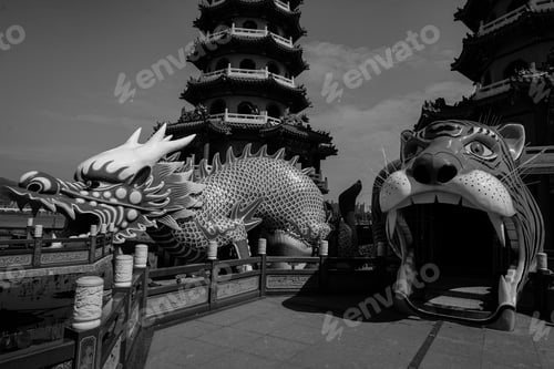 Preview: Dragon And Tiger Pagodas At Lotus Pond, Kaohsiung, Taiwan