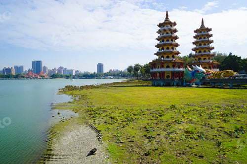 Preview: Dragon And Tiger Pagodas At Lotus Pond, Kaohsiung, Taiwan