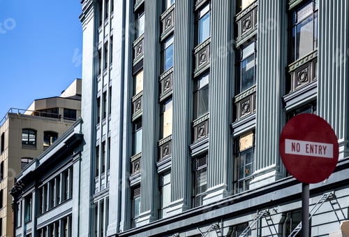 Preview: Windows Of Business Building