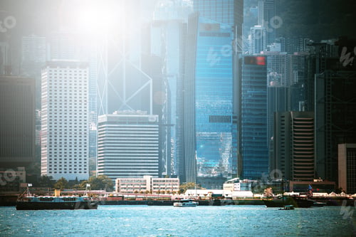 Preview: Hong Kong Cityscraper With Sun Ray