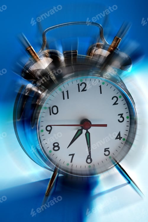 Preview: Close Up Of The Oldfashioned Alarm Clock