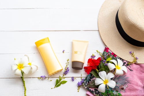 Preview: Sunscreen Spf50 Cosmetics Health Care For Skin Face With Body Lotion ,Pink Dress Of Lifestyle Woman