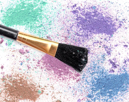 Preview: Blush Make Up On Crushed Powder Isolated On White Background