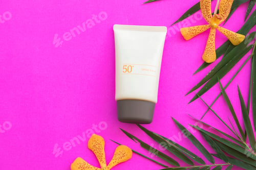 Preview: Natural Cosmetic For Skin Face Sunscreen Spf50 Of Lifestyle Woman Relax Summer With Bamboo Leaf And