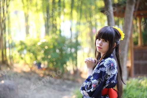 Preview: The Girl With Japanese Yukata