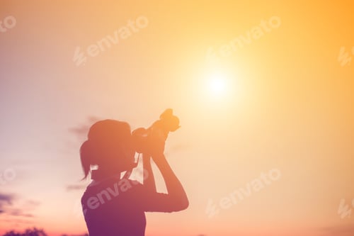Preview: Women Nature Photographer With Digital Camera On The Mountain