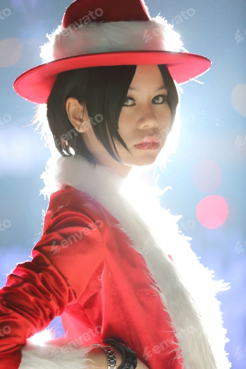 Vista previa: Portrait Of Beautiful Asian Female Santa In Christmas