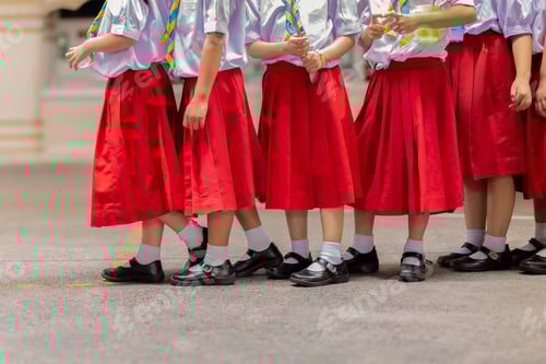 Preview: Unidentified Children With A Cat Stand In A Row For Lunch Break.