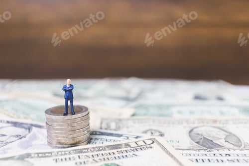 Preview: Miniature Business People With Us Dollar Banknote Background