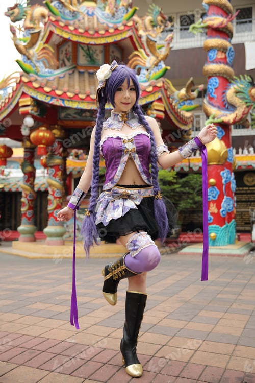 Preview: Portrait Of Asian Young Woman With Purple Chinese Dress Cosplay With Temple