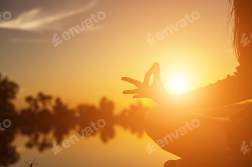 Preview: Hands-Shape For The Sun.
