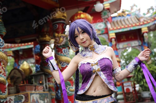Preview: Portrait Of Asian Young Woman With Purple Chinese Dress Cosplay With Temple
