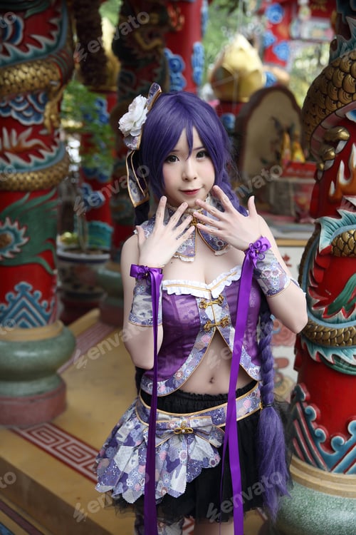 Preview: Portrait Of Asian Young Woman Dancing With Purple Chinese Dress Cosplay With Temple