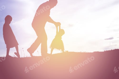 Preview: Father Took The Baby Learn To Walk At Sunset.