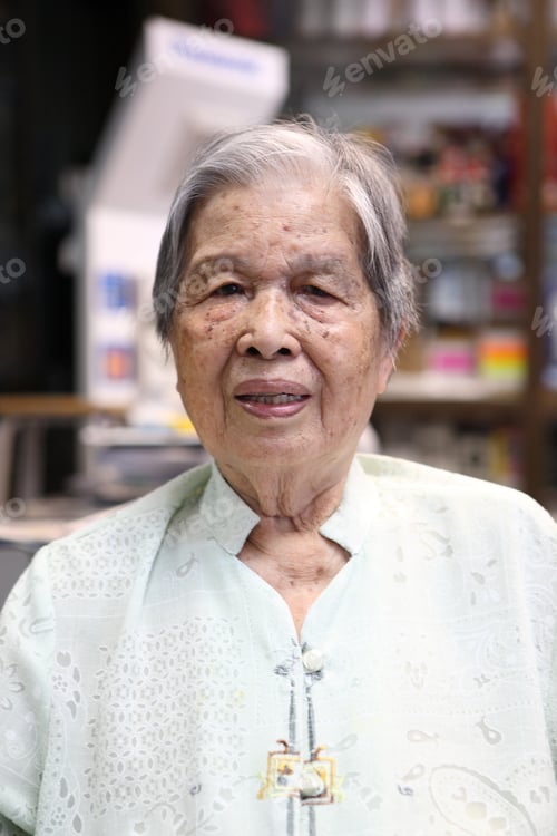 Preview: Old Asian Chinese Woman Smile Portrait