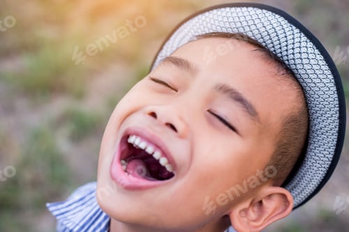 Preview: Young Boy Looking Up With A Shock Expression