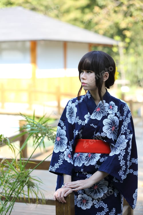Preview: The Girl With Japanese Yukata
