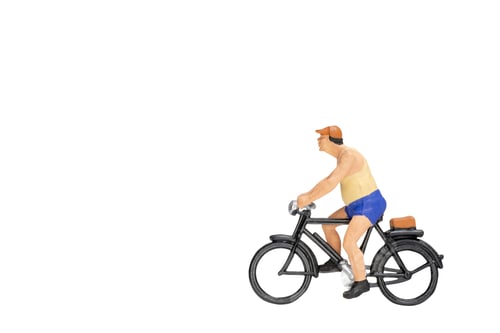 Preview: Miniature People Travellers With Bicycle Isolate On White Background With Clipping Path