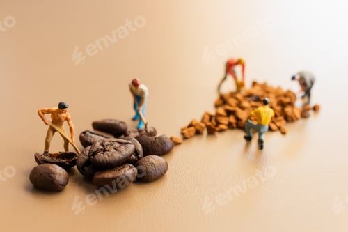 Preview: Miniature People : Teams Work Extremely Well Together On Coffee Blend Process