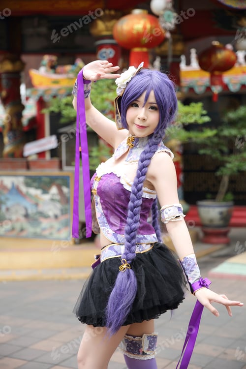 Preview: Portrait Of Asian Young Woman Dancing With Purple Chinese Dress Cosplay With Temple