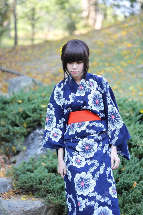Preview: The Girl With Japanese Yukata