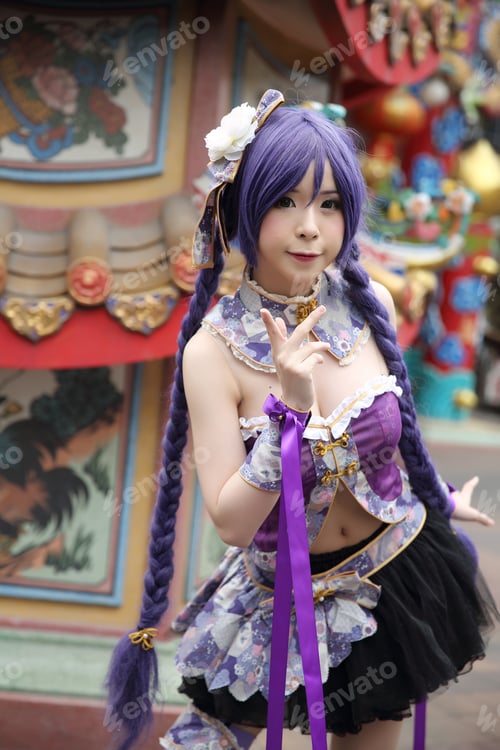 Preview: Portrait Of Asian Young Woman With Purple Chinese Dress Cosplay With Temple
