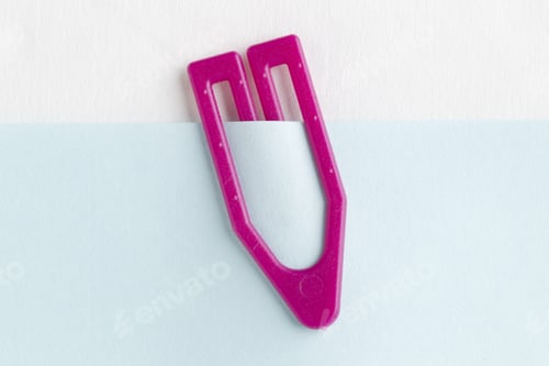Preview: Paperclip Closeup