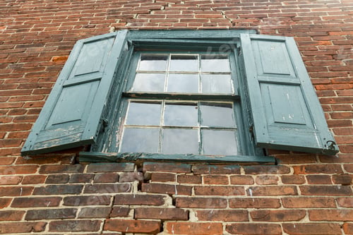 Preview: An Old Brick Warehouse With Deteriorating Walls And Windows, But Still In Use.