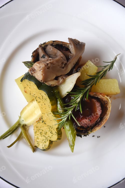 Preview: Beef Wellington Dish Vertical Above