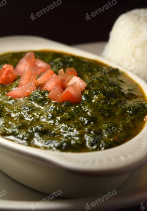 Preview: Indian Food Dish Saag Paneer Prepared