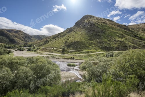 Preview: New Zealand Country Mountain Landscape