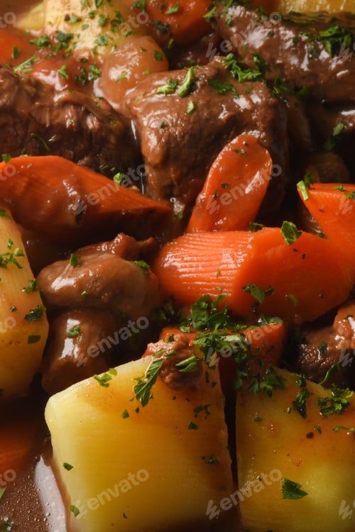 Preview: Le Beouf Bourguignon Close Up