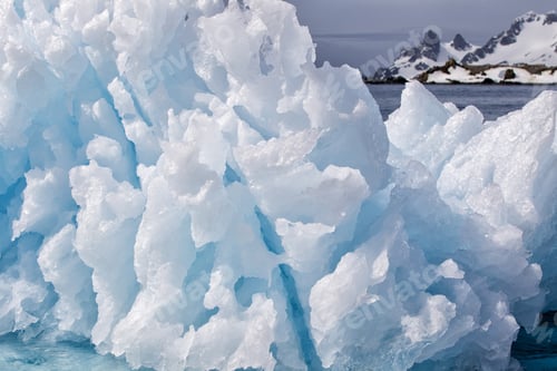 Preview: Antarctic Icebergs And Glaciers