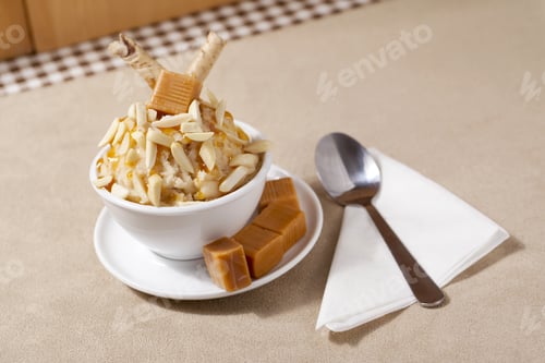 Preview: Caramel Ice Cream Sundae