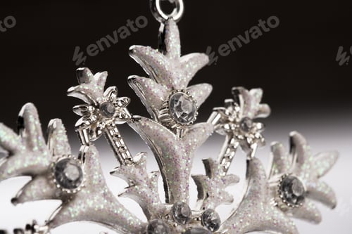 Preview: Holiday Christmas Snowflake Bauble Background