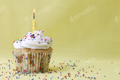 Preview: Birthday Cupcake