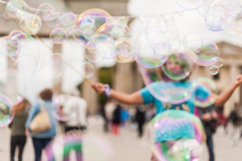 Preview: Street Performer, Busker, Entertaining The Crowd In Front Of The Brandenburg Gate In Berlin On An