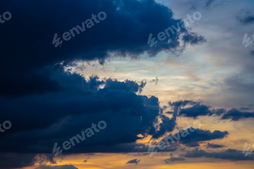 Preview: Dramatic Clouds In The Sky On A Late Afternoon