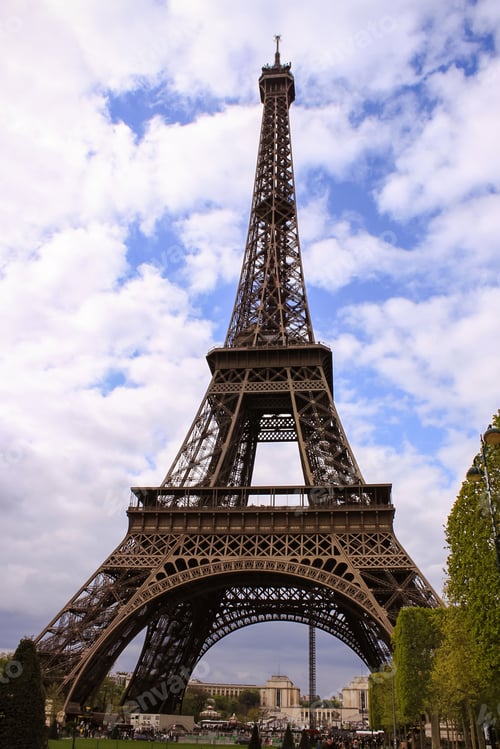 Preview: France Paris Tour Eiffel Day